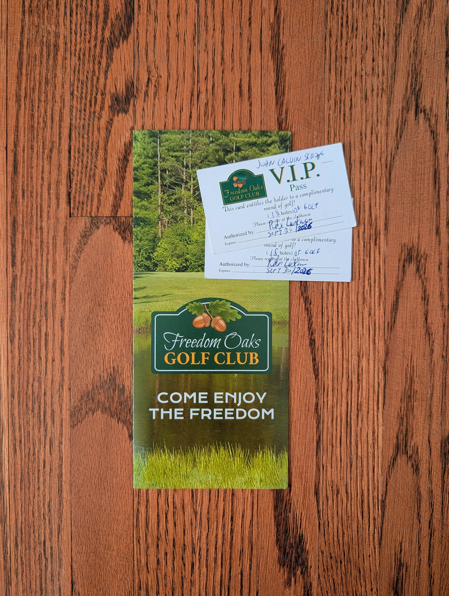 2 passes for 18 hole golf - Freedom Oak's Golf Club