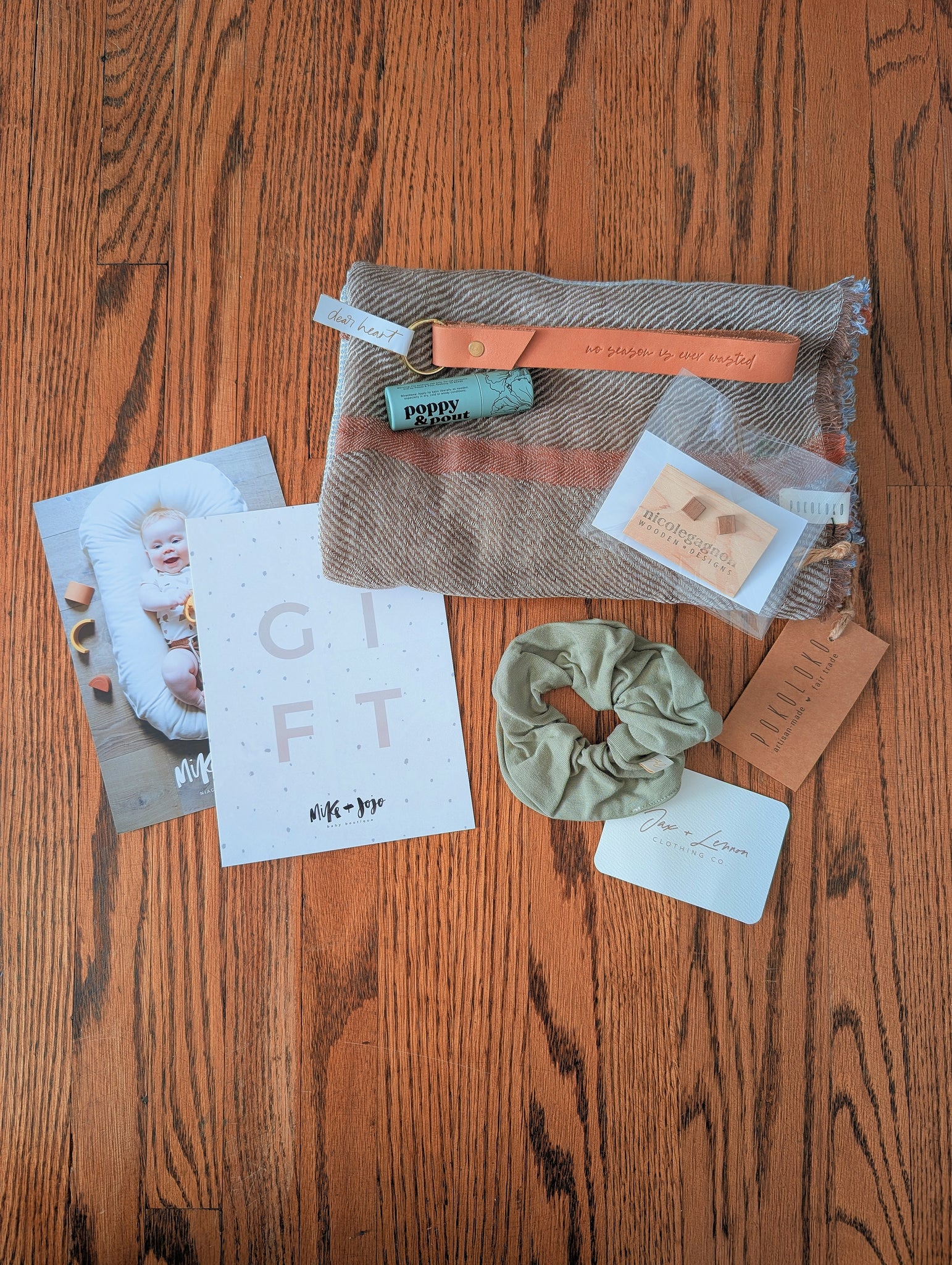 Ladies Gift Box with Brown Scarf