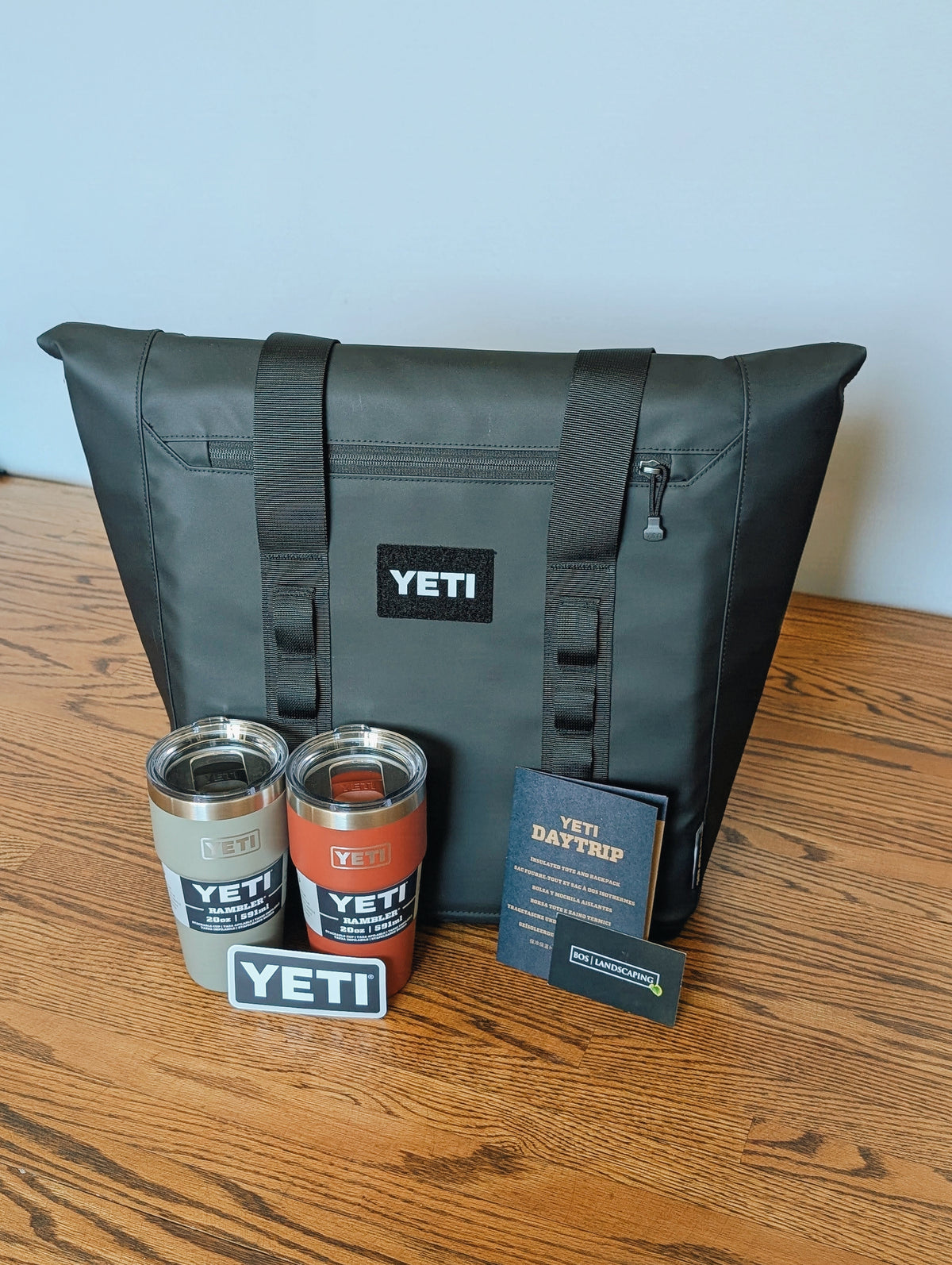 Yeti DayTrip bag and 2 x 20 oz Ramblers