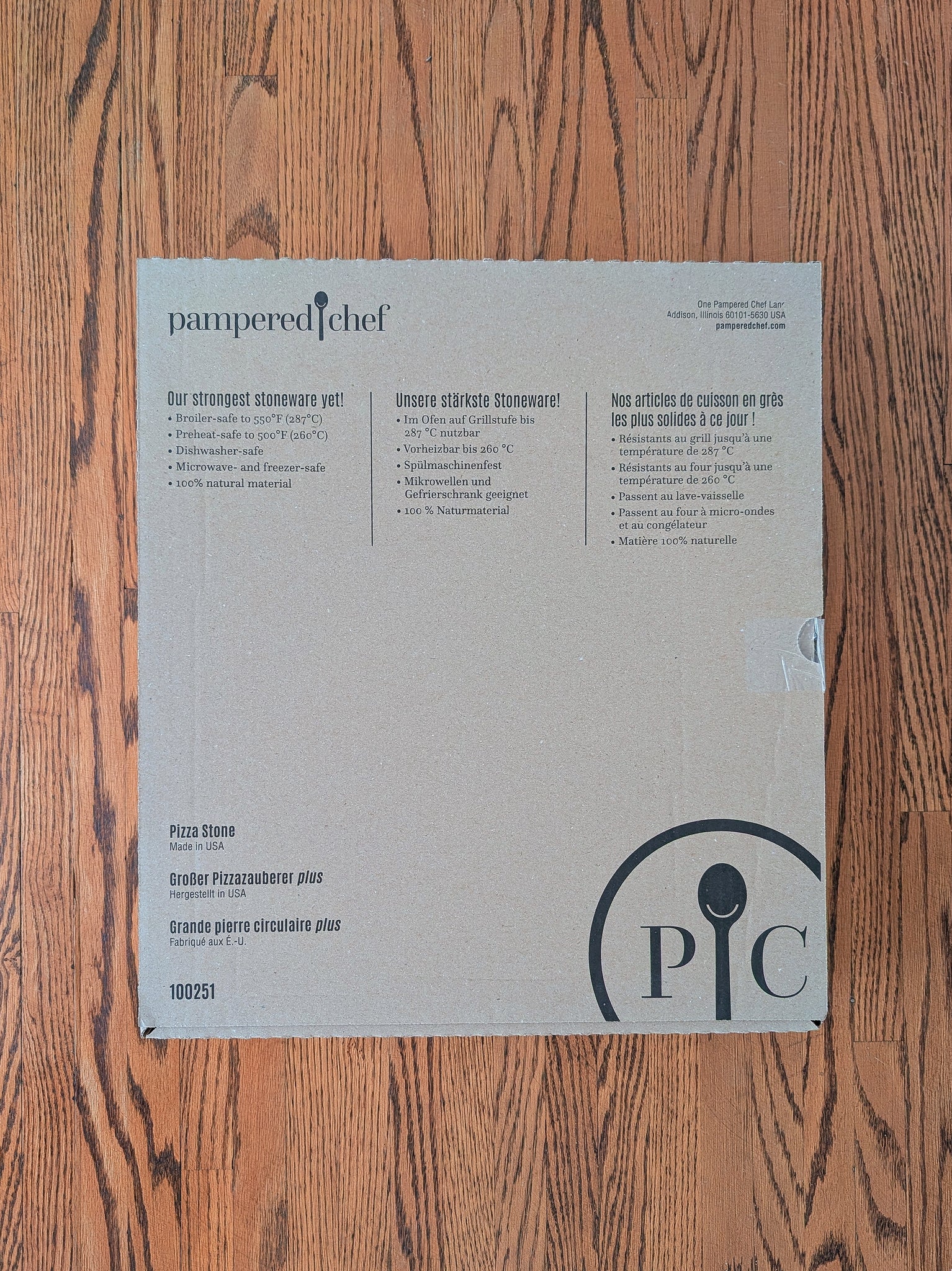 Pampered Chef Pizza Stone (1)
